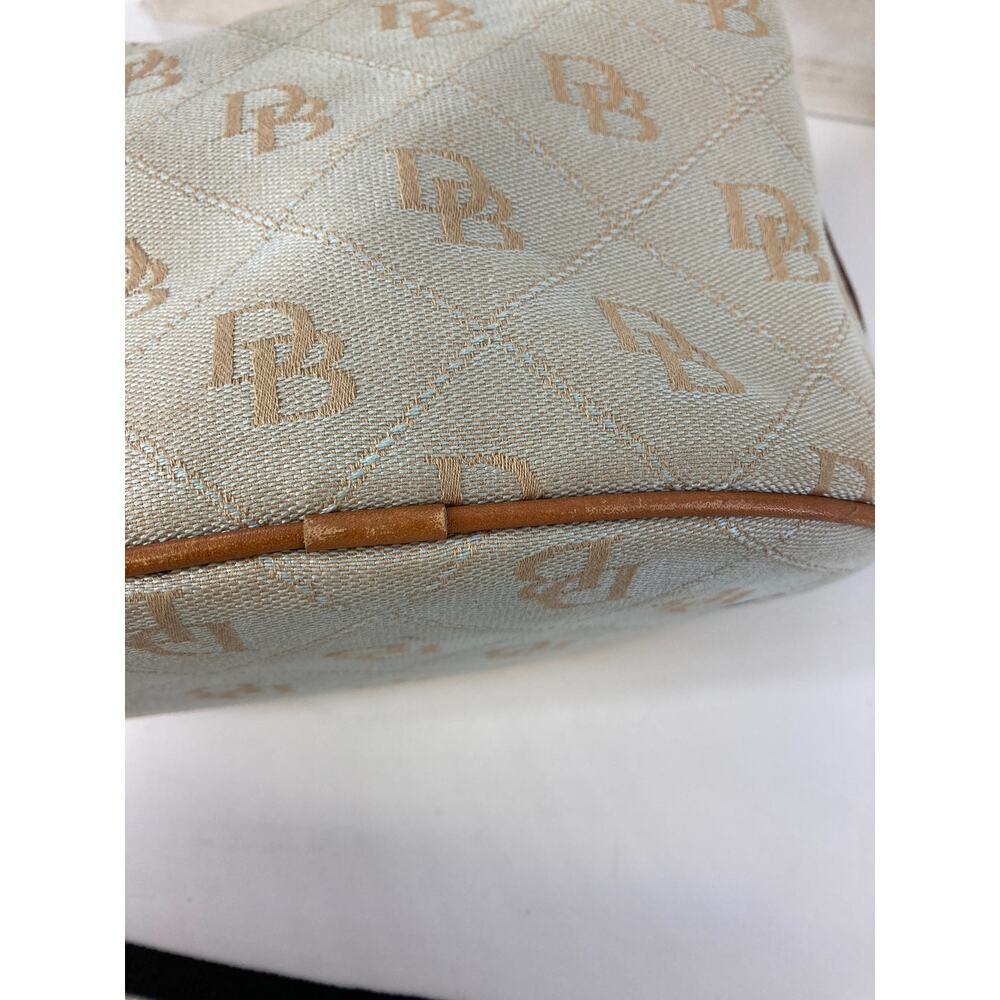 DOONEY & BOURKE, SMALL TAN BROWN CANVAS SIGNATURE HOBO BAG - Picture 12 of 15